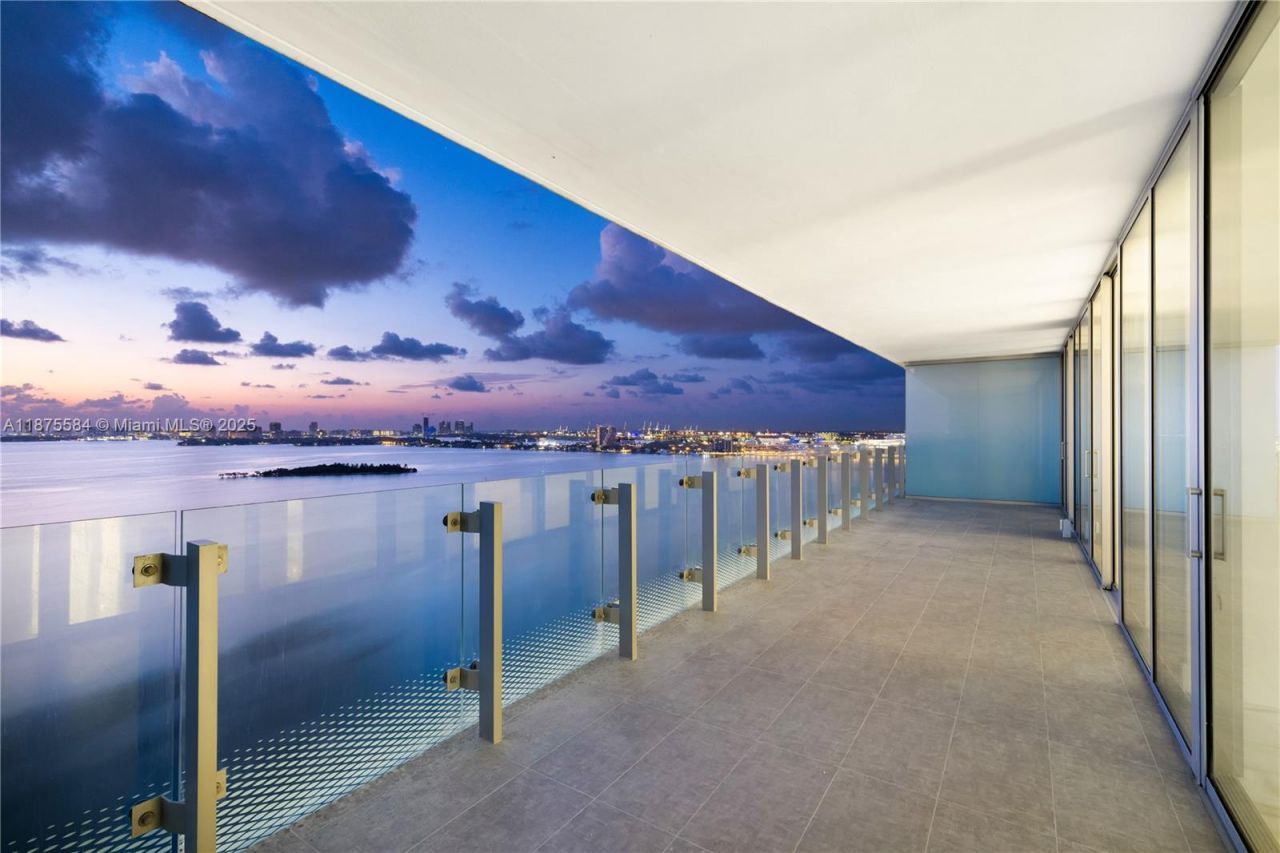 700 NE 26th Ter, Unit 902, Miami, FL 33137 Photo