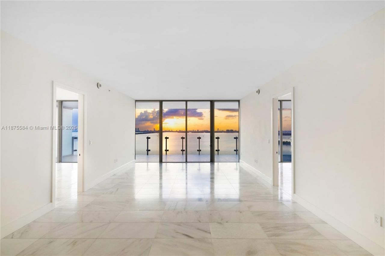 700 NE 26th Ter, Unit 902, Miami, FL 33137 Photo