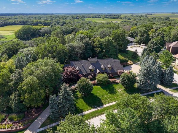 2705 Ridgetop Road, Ames, IA 50014