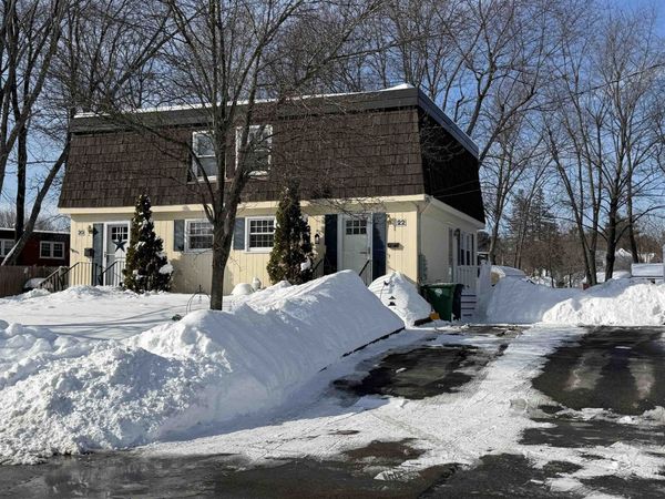 22 Kern Drive, Nashua, NH 03060