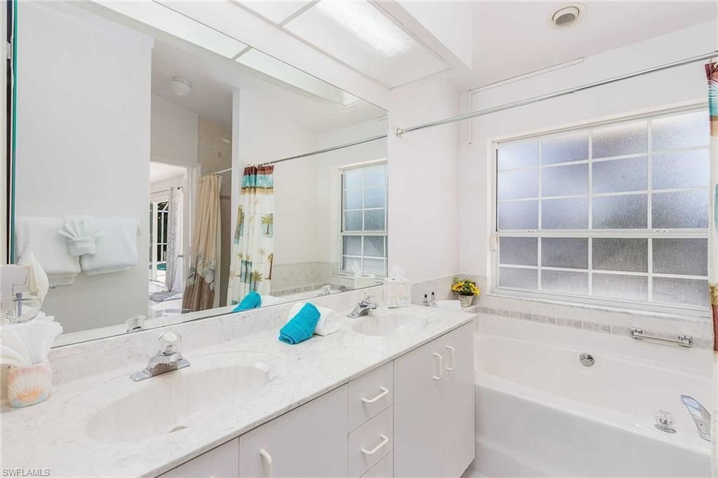 2308 SE 27th St, Cape Coral, FL 33904 Photo
