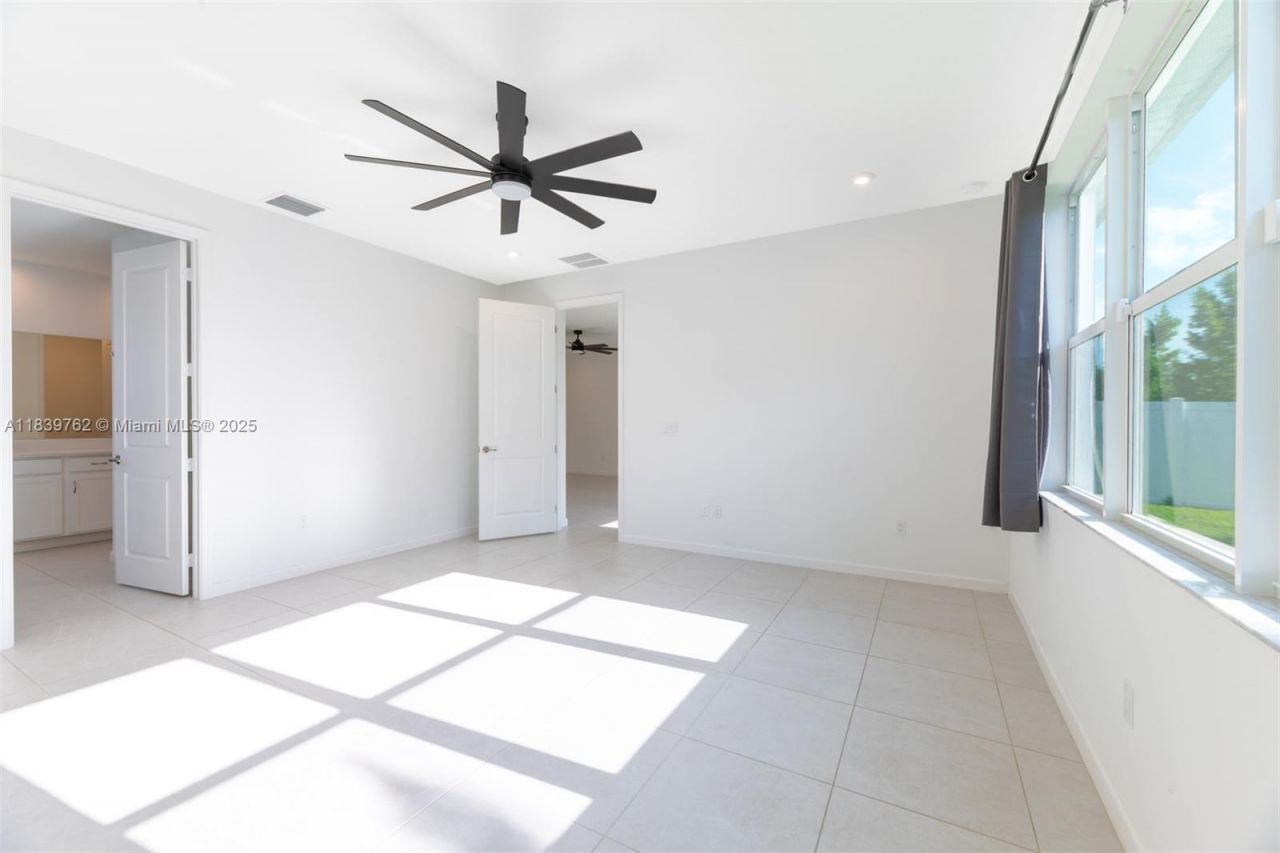 10669 SW Gloriana St, Port Saint Lucie, FL 34987 Photo