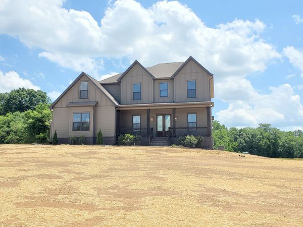 17 Peyton Place, Columbia, TN 38401