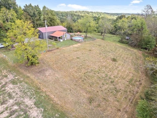 4231 Lylewood Rd, Indian Mound, TN 37079