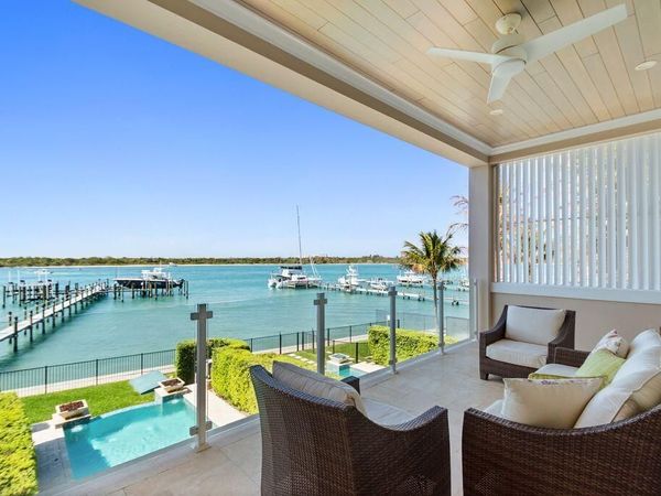 1470 E Seaway Drive E, Unit 4, Fort Pierce, FL 34949