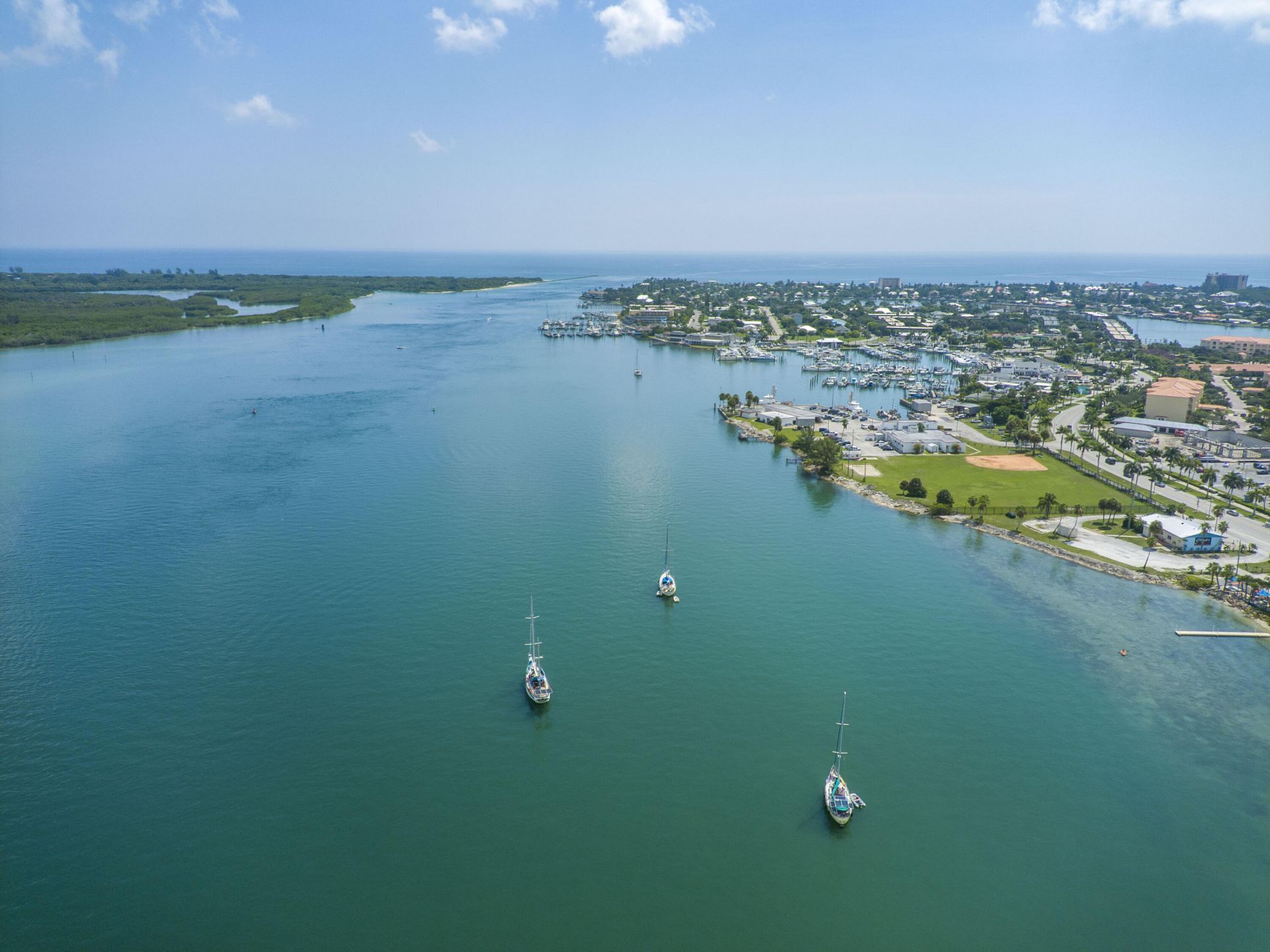 1470 E Seaway Drive E, Unit 4, Fort Pierce, FL 34949 Photo