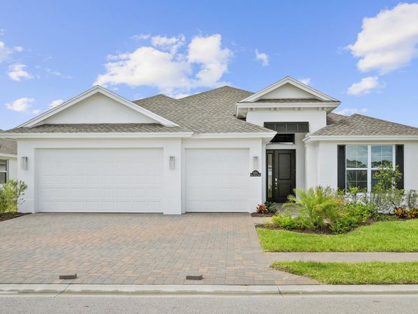 6414 High Pointe Circle, Vero Beach, FL 32967