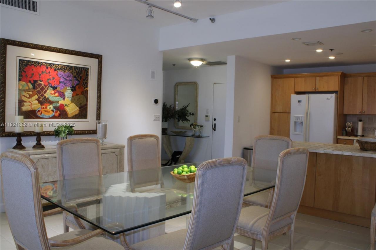 201 Crandon Blvd, Unit 439, Key Biscayne, FL 33149 Photo