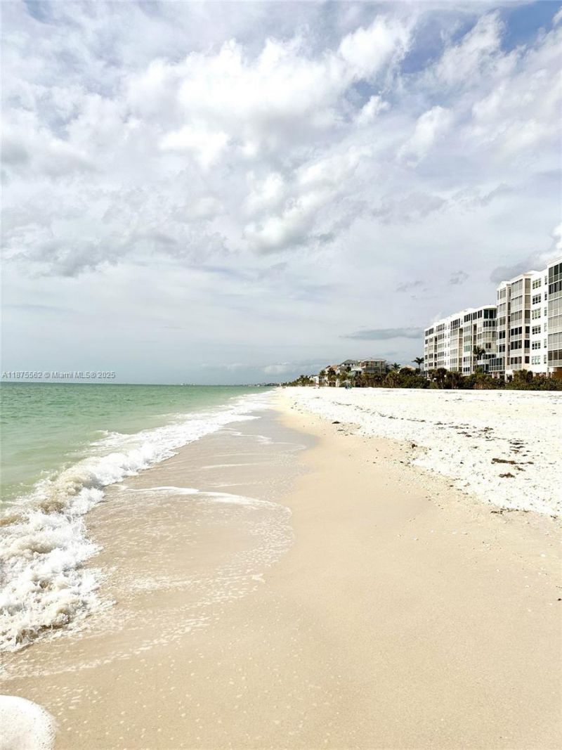 257 Barefoot Beach Blvd, Unit 502, Bonita Springs, FL 34134 Photo
