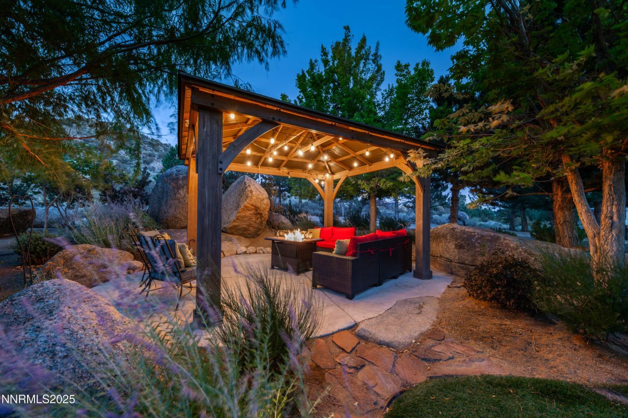 8045 List Country Road, Washoe Valley, NV 89704 Photo