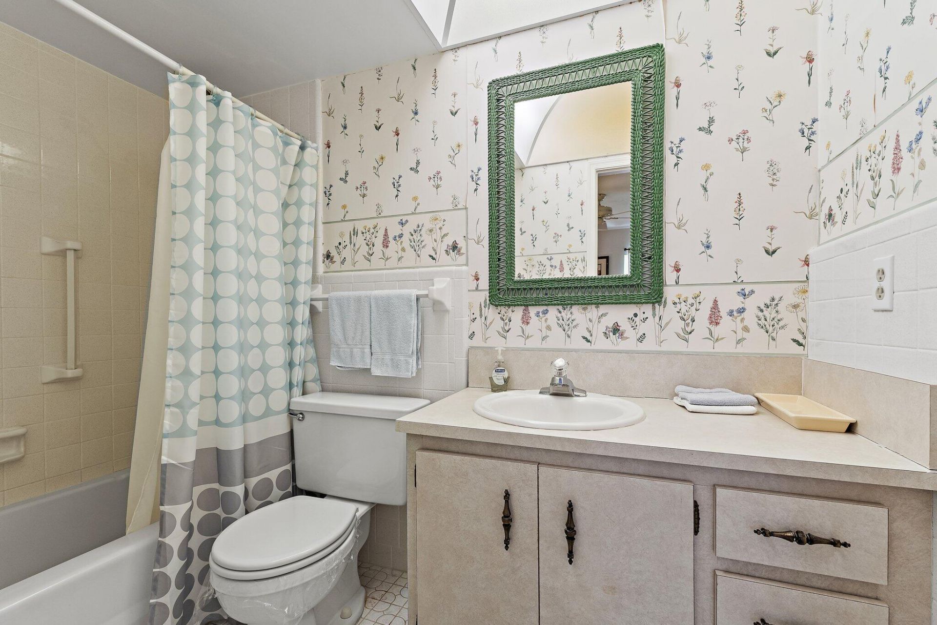 755 Saturn, Unit H 206, Jupiter, FL 33477 Photo