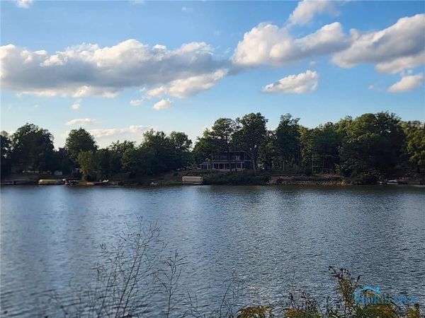 988-989 Seneca Drive, Montpelier, OH 43543