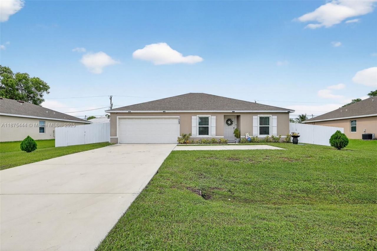 1049 SW California Blvd, Port Saint Lucie, FL 34953 Photo