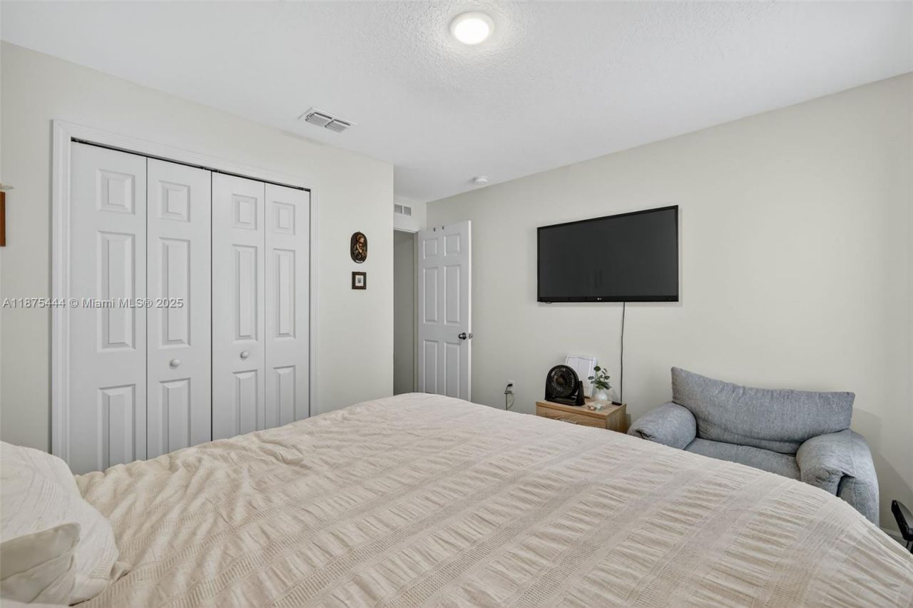 1049 SW California Blvd, Port Saint Lucie, FL 34953 Photo