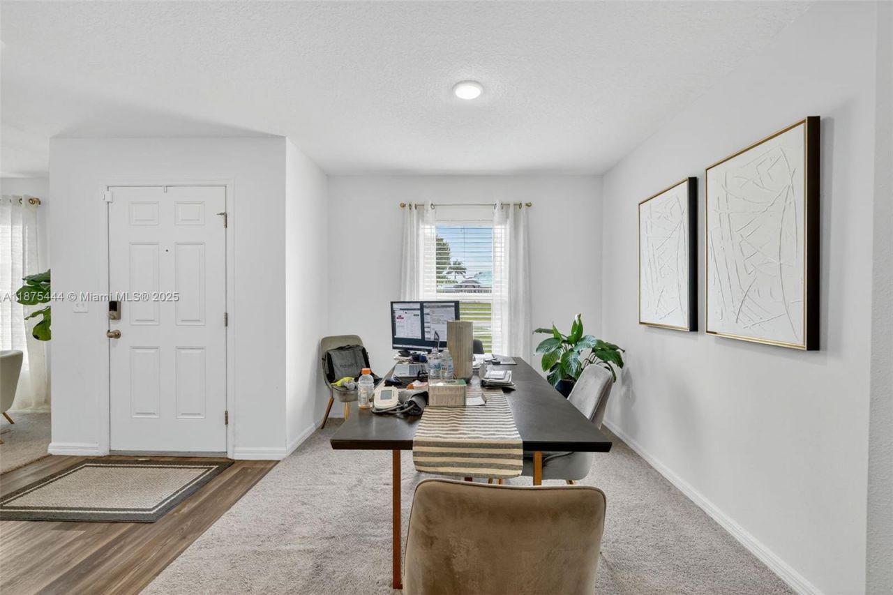 1049 SW California Blvd, Port Saint Lucie, FL 34953 Photo