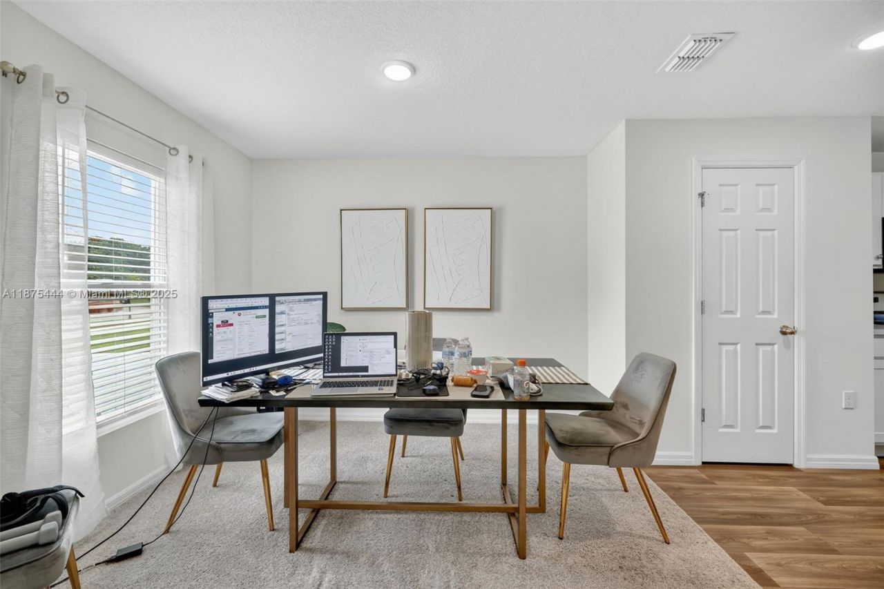 1049 SW California Blvd, Port Saint Lucie, FL 34953 Photo