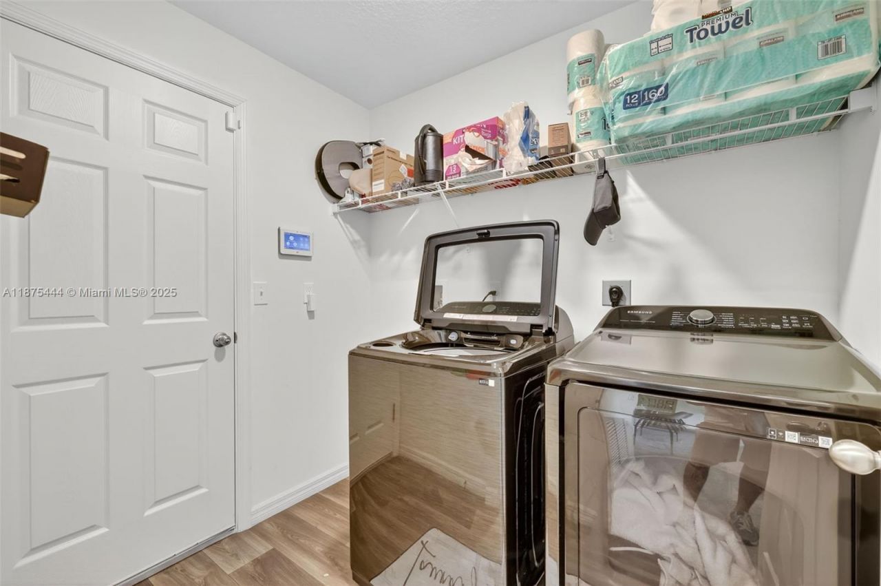 1049 SW California Blvd, Port Saint Lucie, FL 34953 Photo