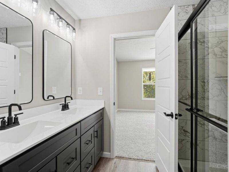 90 Timber Creek Drive, Carlisle, OH 45005 Photo 16