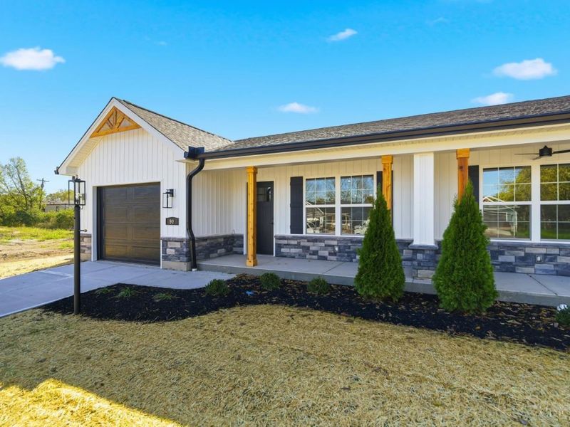 90 Timber Creek Drive, Carlisle, OH 45005 Photo 2