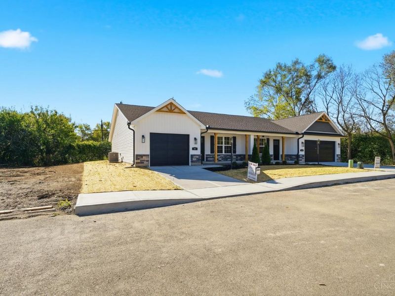 90 Timber Creek Drive, Carlisle, OH 45005 Photo 3