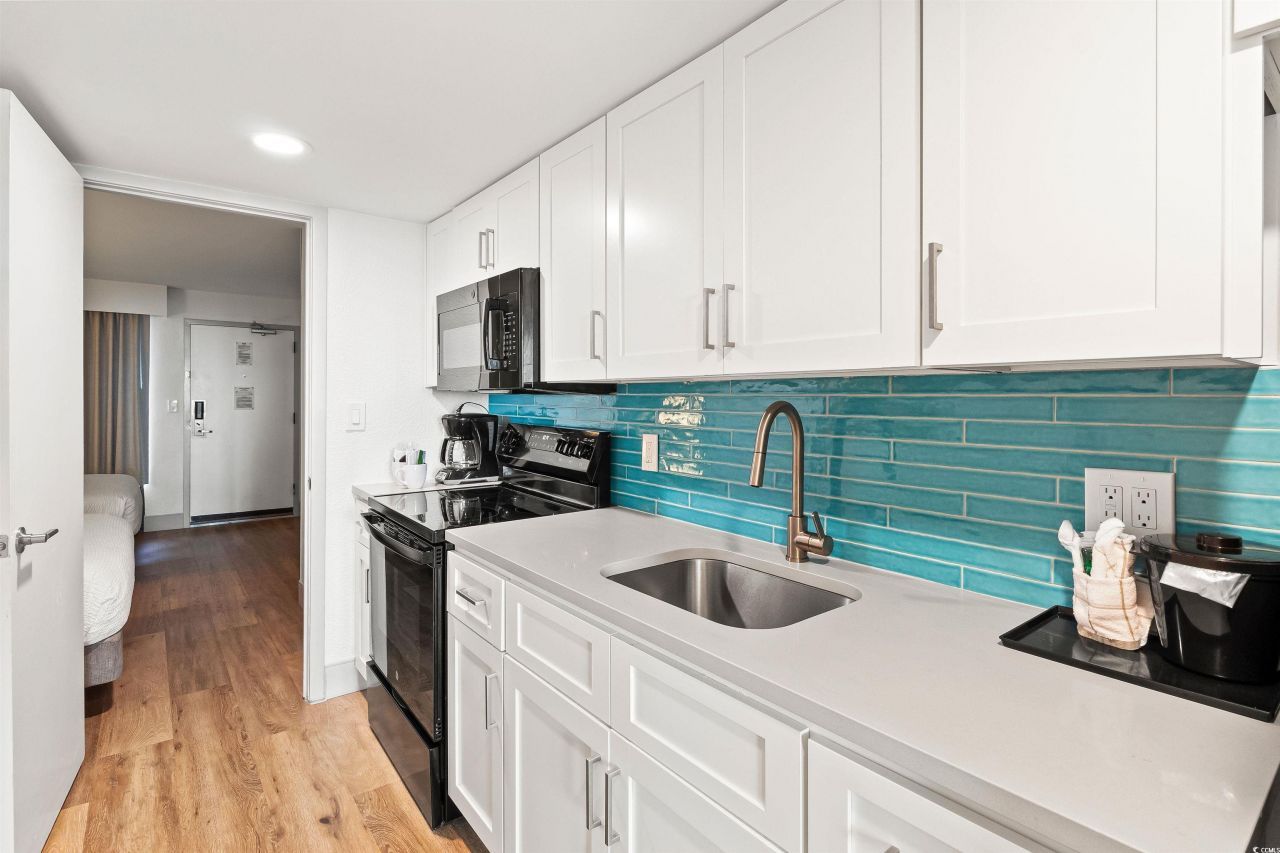 3000 N Ocean Blvd. Photo 14