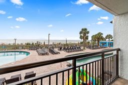 3000 N Ocean Blvd. photo 4