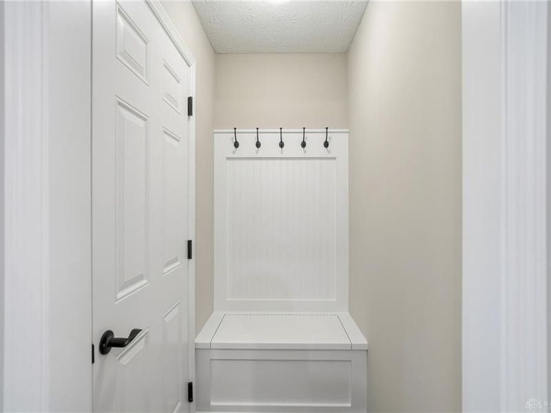 90 Timber Creek Drive, Carlisle, OH 45005 Photo 10