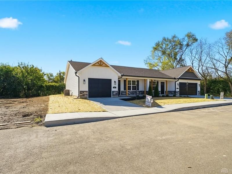 90 Timber Creek Drive, Carlisle, OH 45005 Photo 3