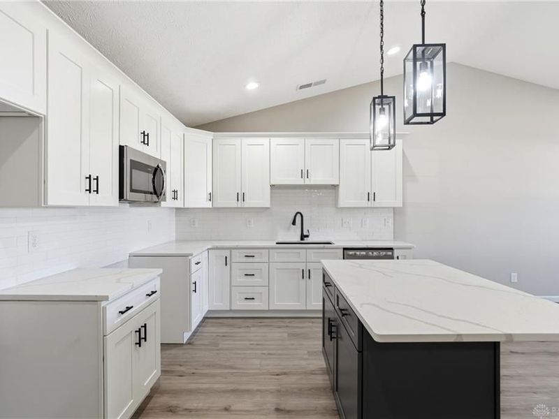 90 Timber Creek Drive, Carlisle, OH 45005 Photo 5