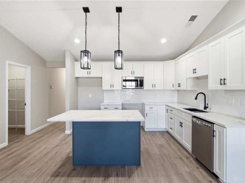 90 Timber Creek Drive, Carlisle, OH 45005 Photo 6