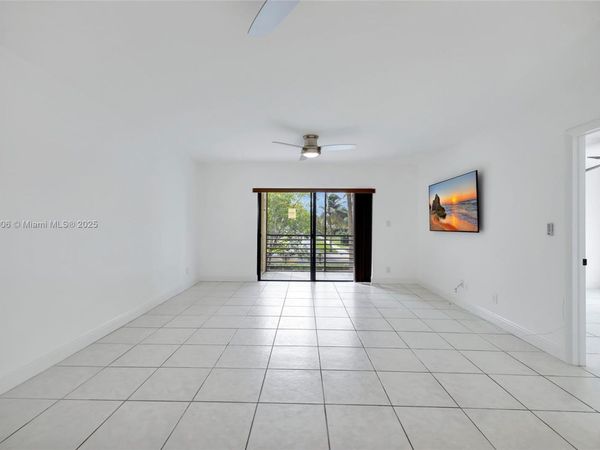 126 S Cypress Rd, Unit 729, Pompano Beach, FL 33060