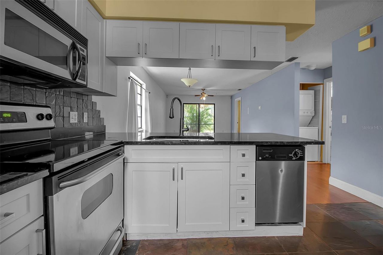 4625 Summerwind Drive, Unit 13, Sarasota, FL 34234 Photo