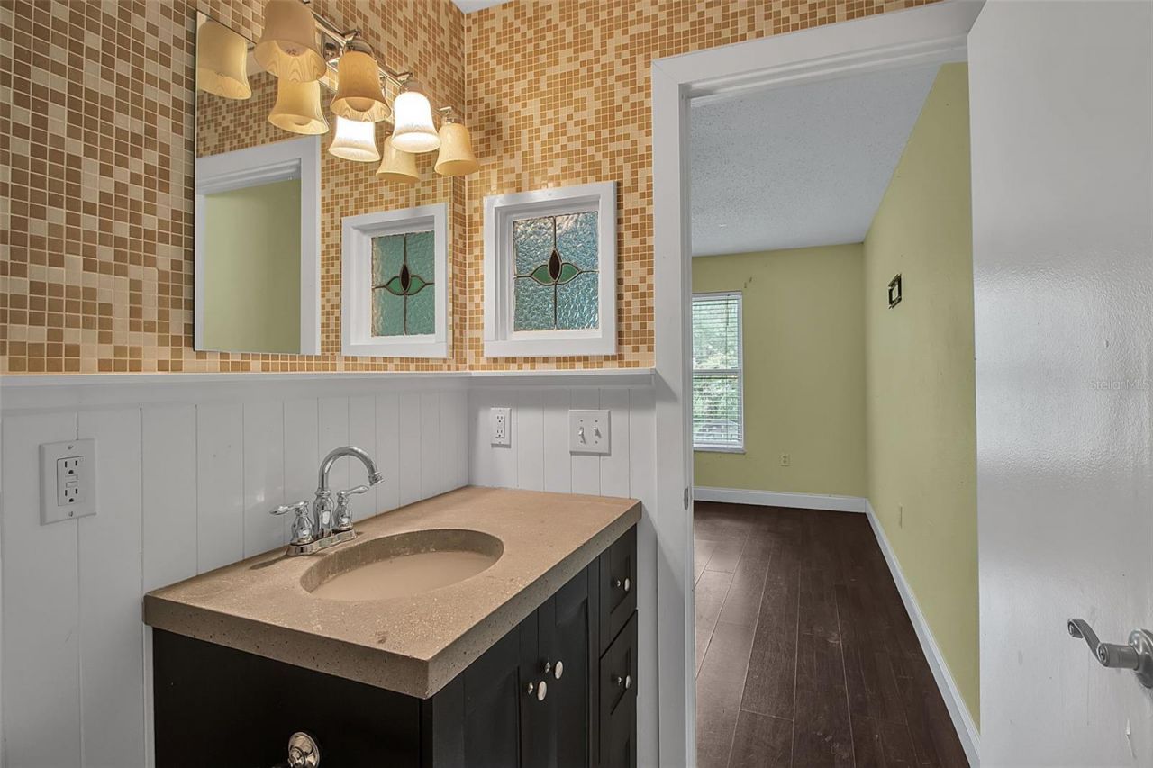 4625 Summerwind Drive, Unit 13, Sarasota, FL 34234 Photo