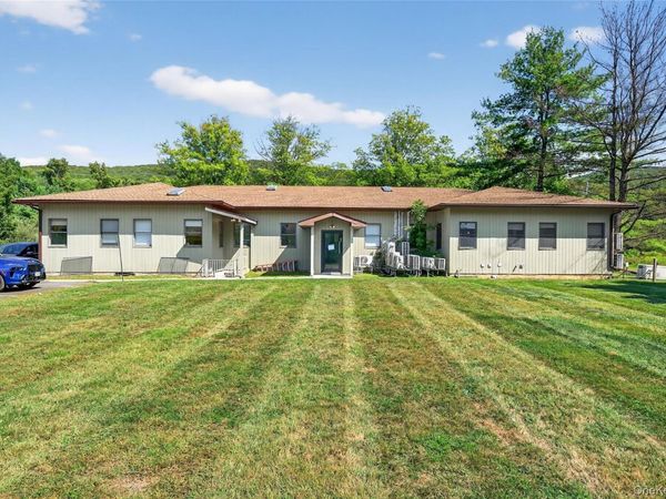 11 Abrams Road, Central Valley, NY 10917