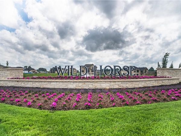 9719 W 176th Terrace, Overland Park, KS 66221