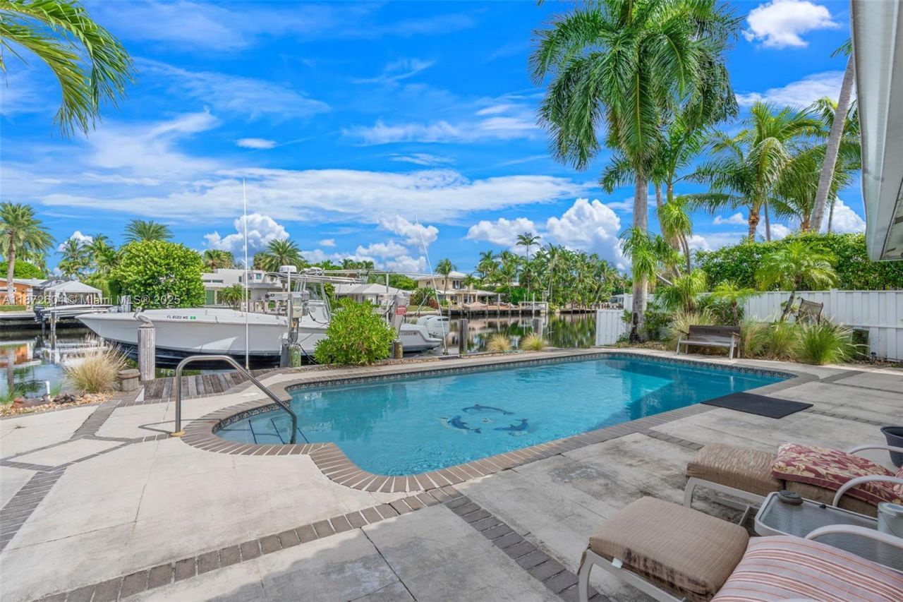 2401 Fryer Pt, Fort Lauderdale, FL 33305 Photo
