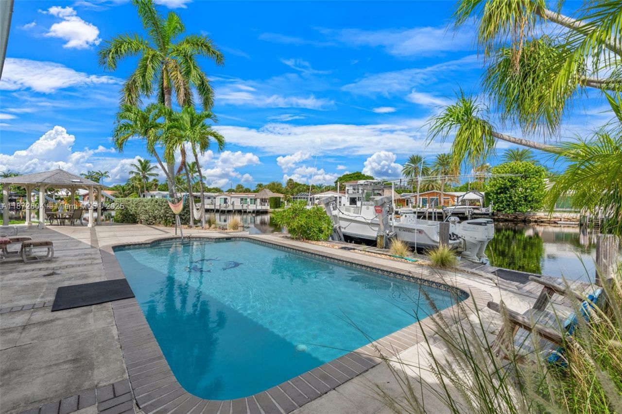 2401 Fryer Pt, Fort Lauderdale, FL 33305 Photo