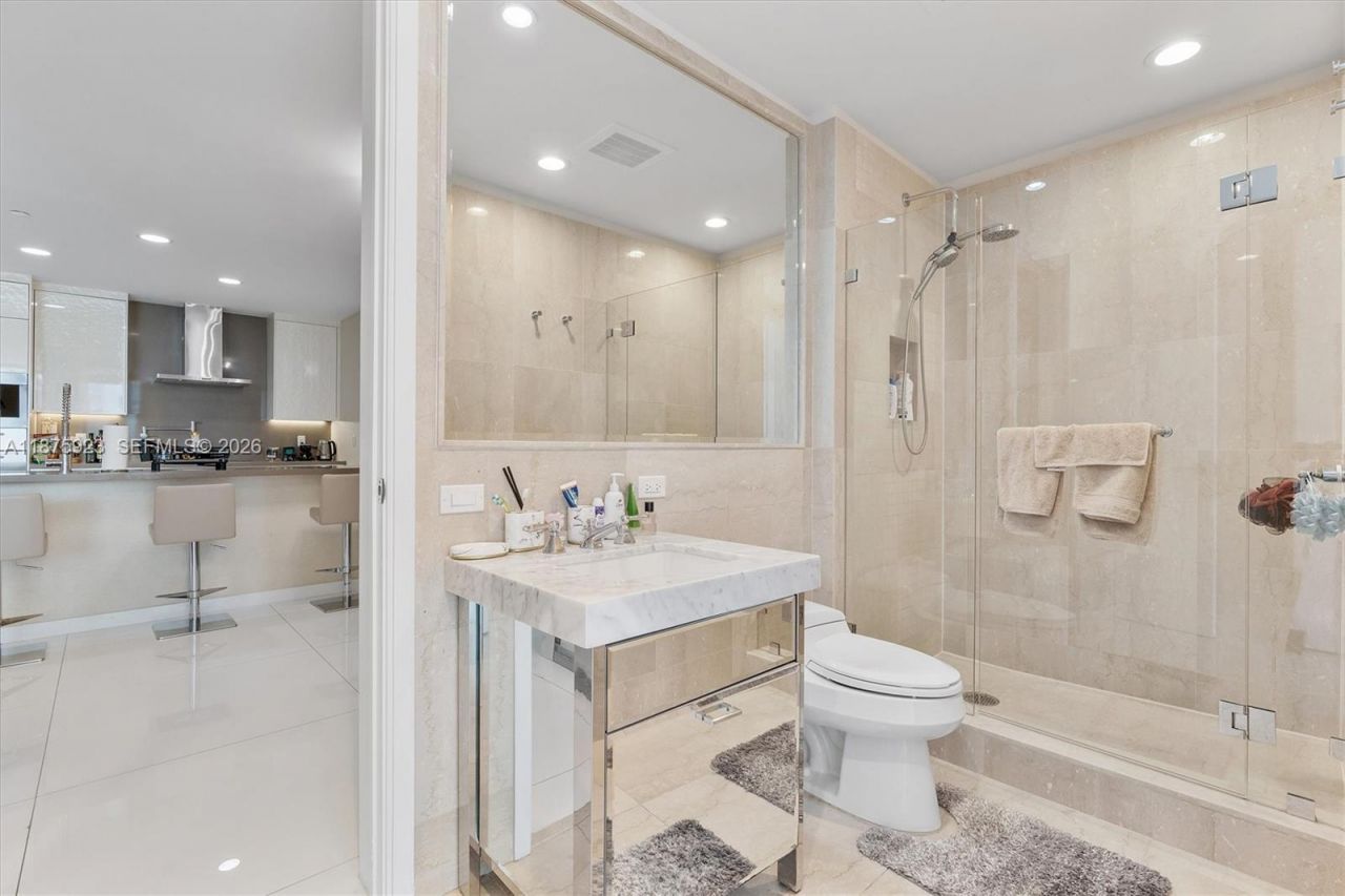 17475 Collins Ave, Unit 503, Sunny Isles Beach, FL 33160 Photo