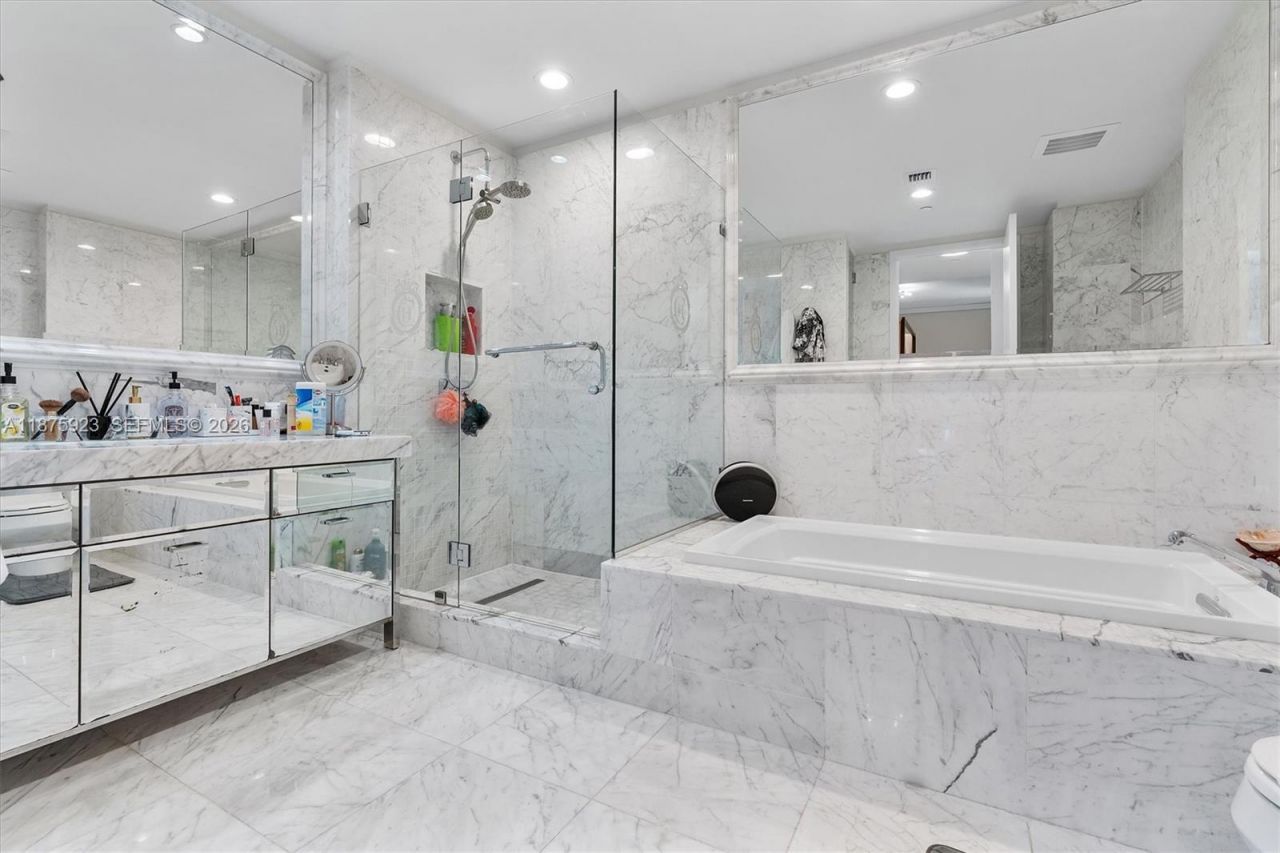 17475 Collins Ave, Unit 503, Sunny Isles Beach, FL 33160 Photo