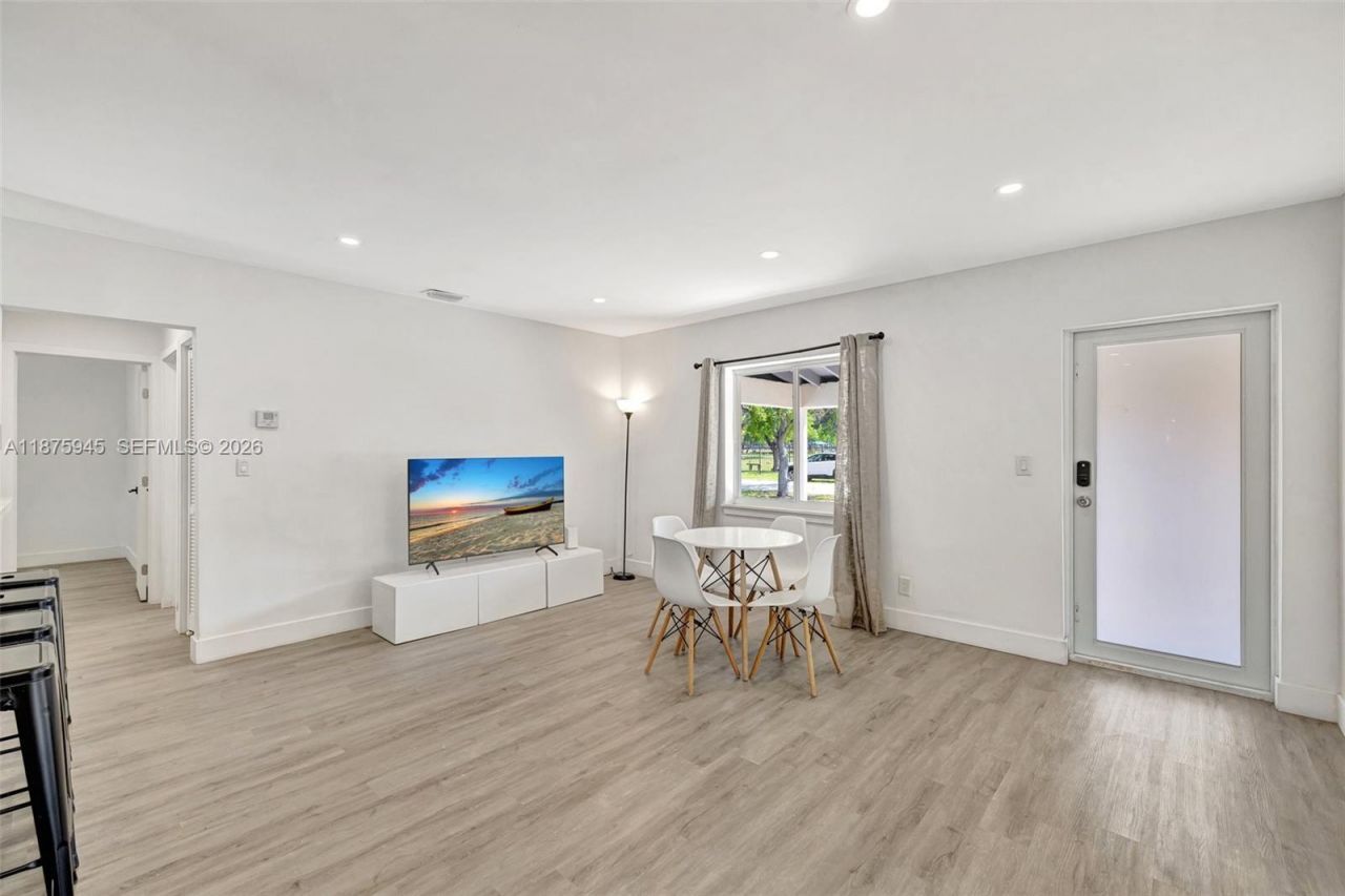 843 SW 20th St, Fort Lauderdale, FL 33315 Photo