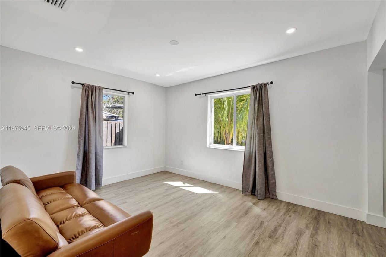 843 SW 20th St, Fort Lauderdale, FL 33315 Photo