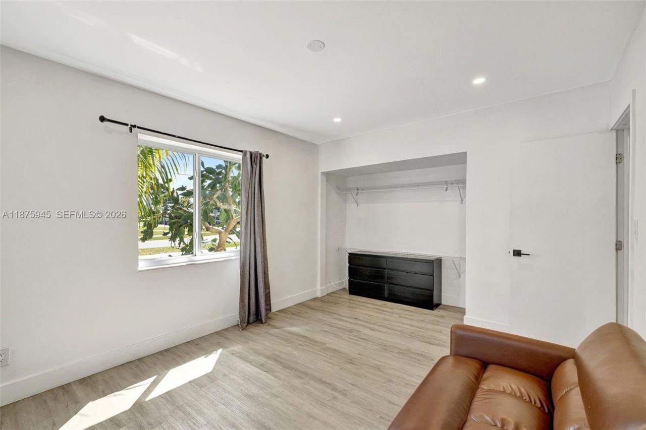 843 SW 20th St, Fort Lauderdale, FL 33315 Photo