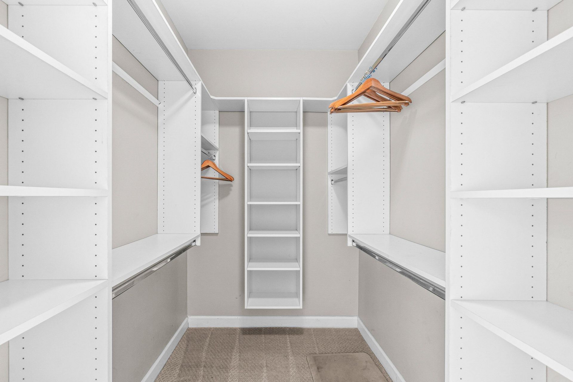 2650 Lake Shore Drive, Unit 703, Riviera Beach, FL 33404 Photo