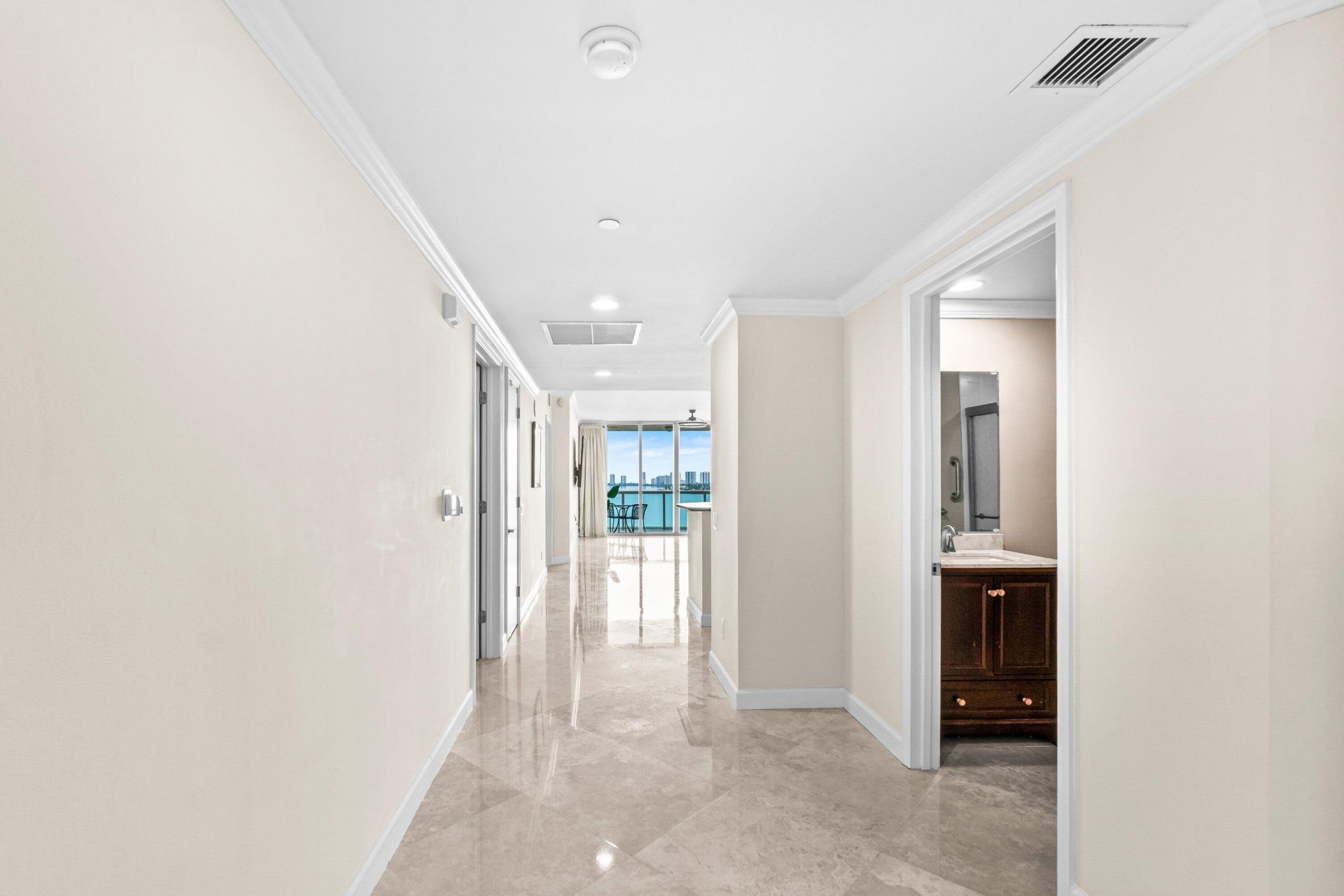 2650 Lake Shore Drive, Unit 703, Riviera Beach, FL 33404 Photo