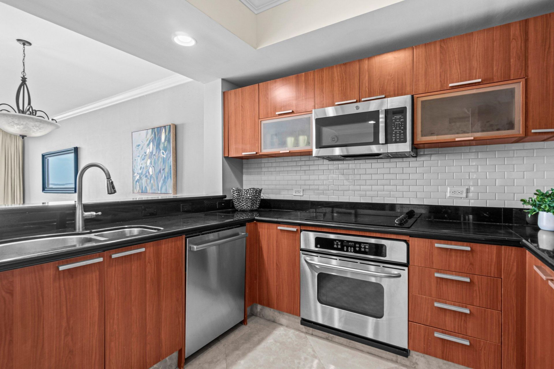 2650 Lake Shore Drive, Unit 703, Riviera Beach, FL 33404 Photo