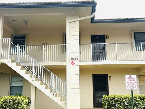 5550 Lakeside Drive, Unit 203, Margate, FL 33063