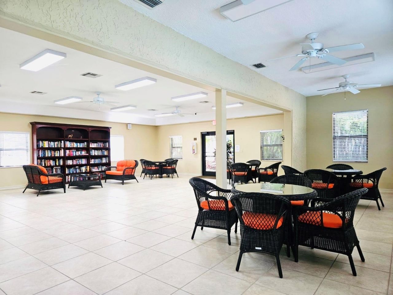 5550 Lakeside Drive, Unit 203, Margate, FL 33063 Photo