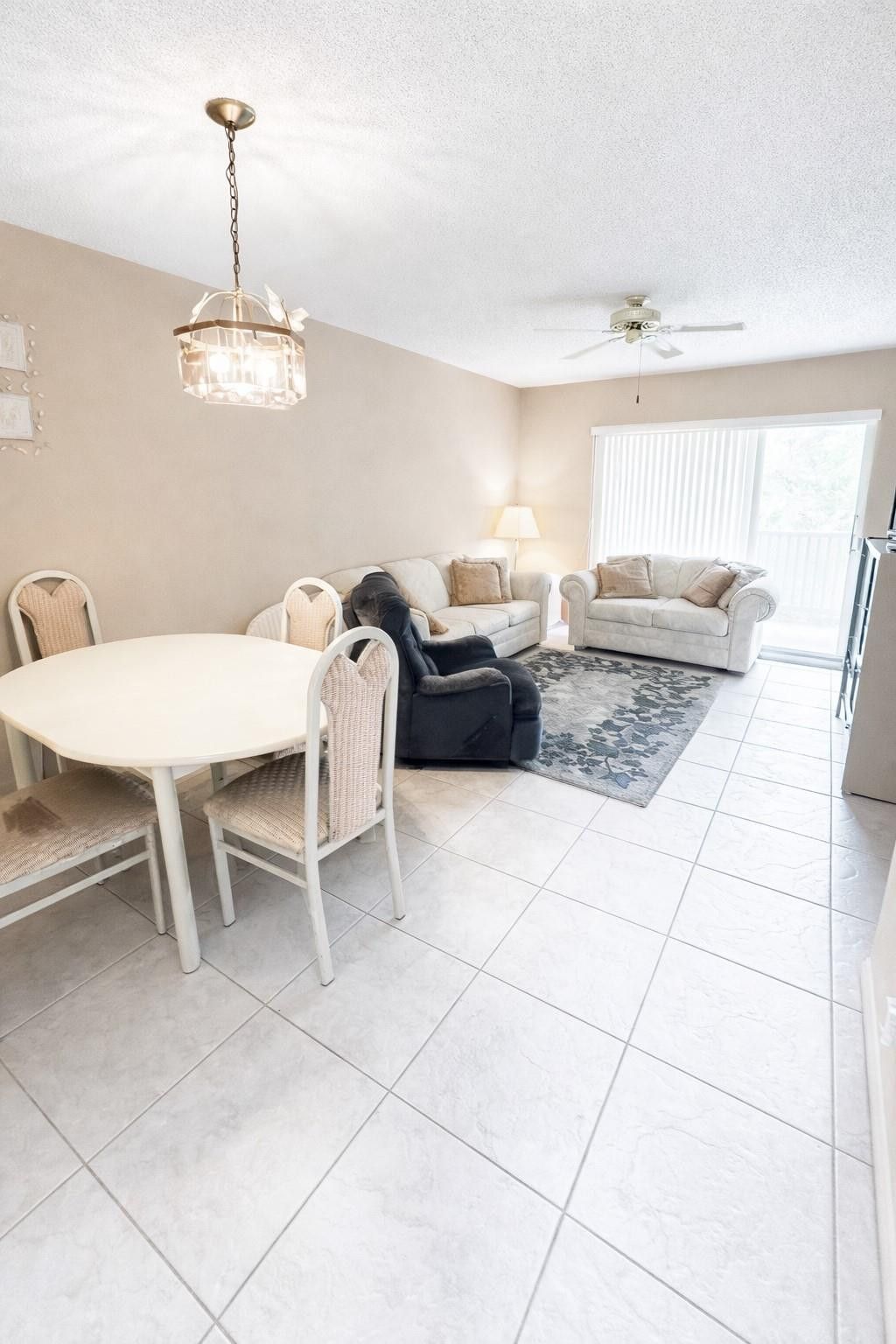 5550 Lakeside Drive, Unit 203, Margate, FL 33063 Photo