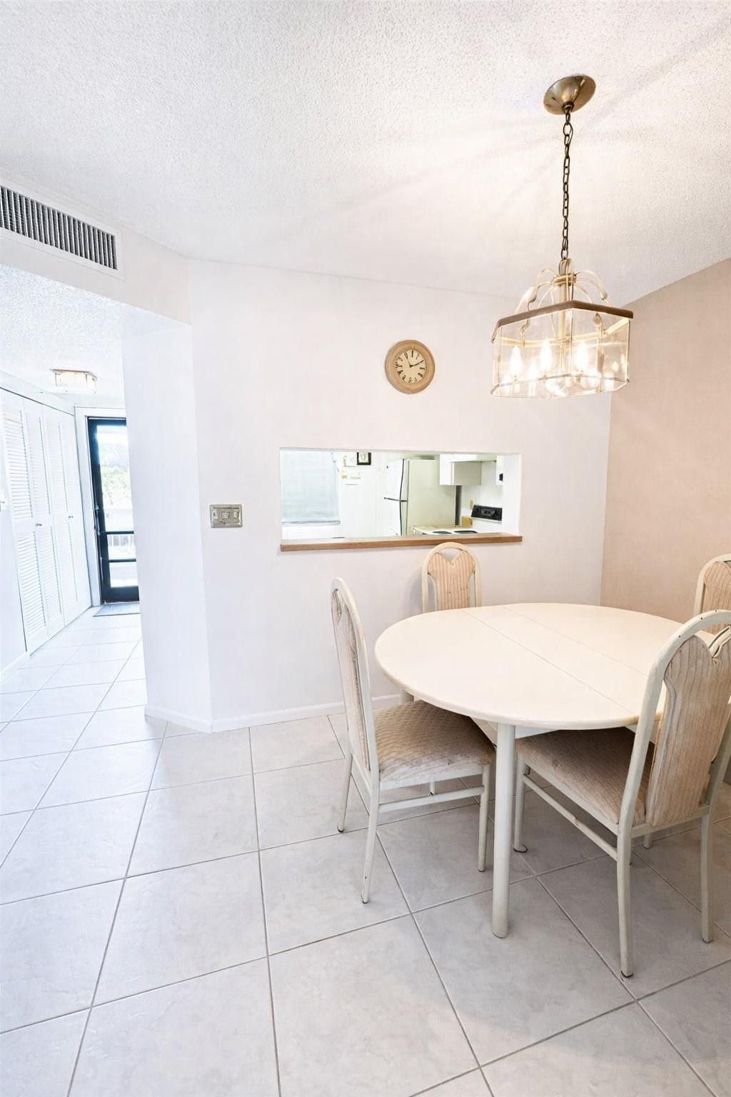 5550 Lakeside Drive, Unit 203, Margate, FL 33063 Photo