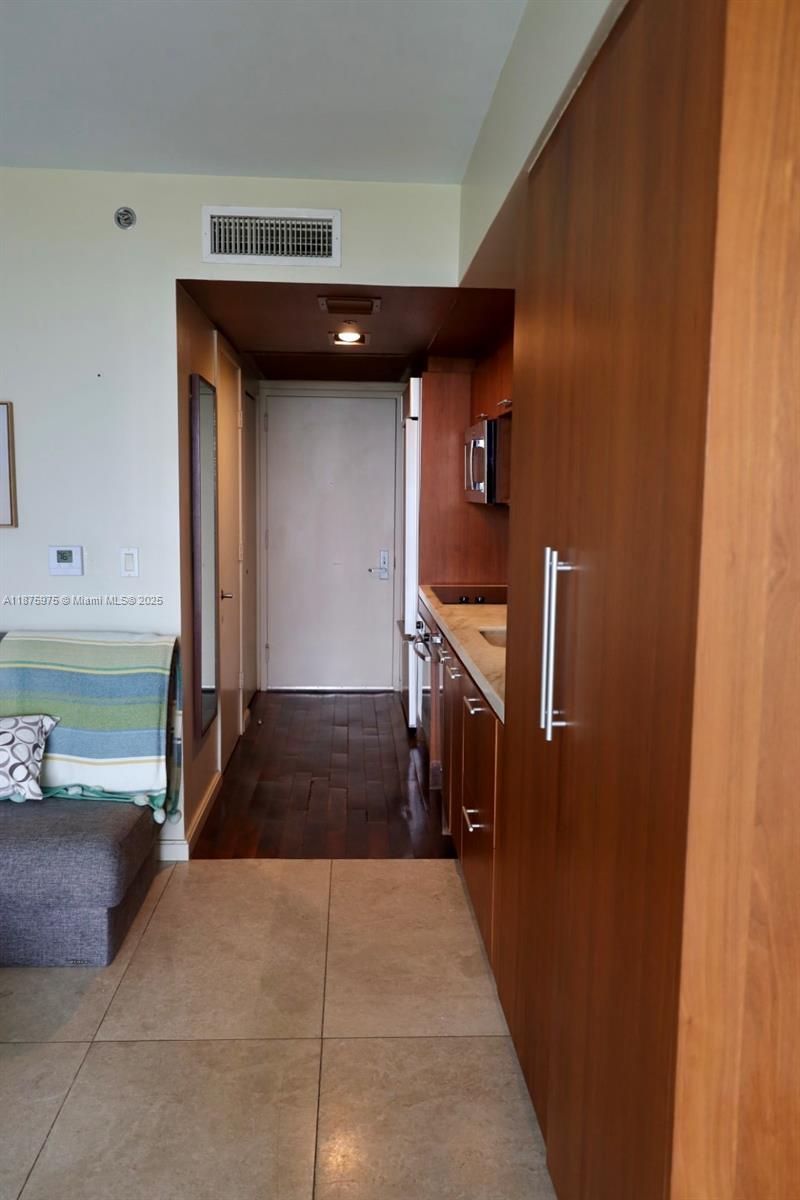 50 Biscayne Blvd, Unit 606, Miami, FL 33132 Photo